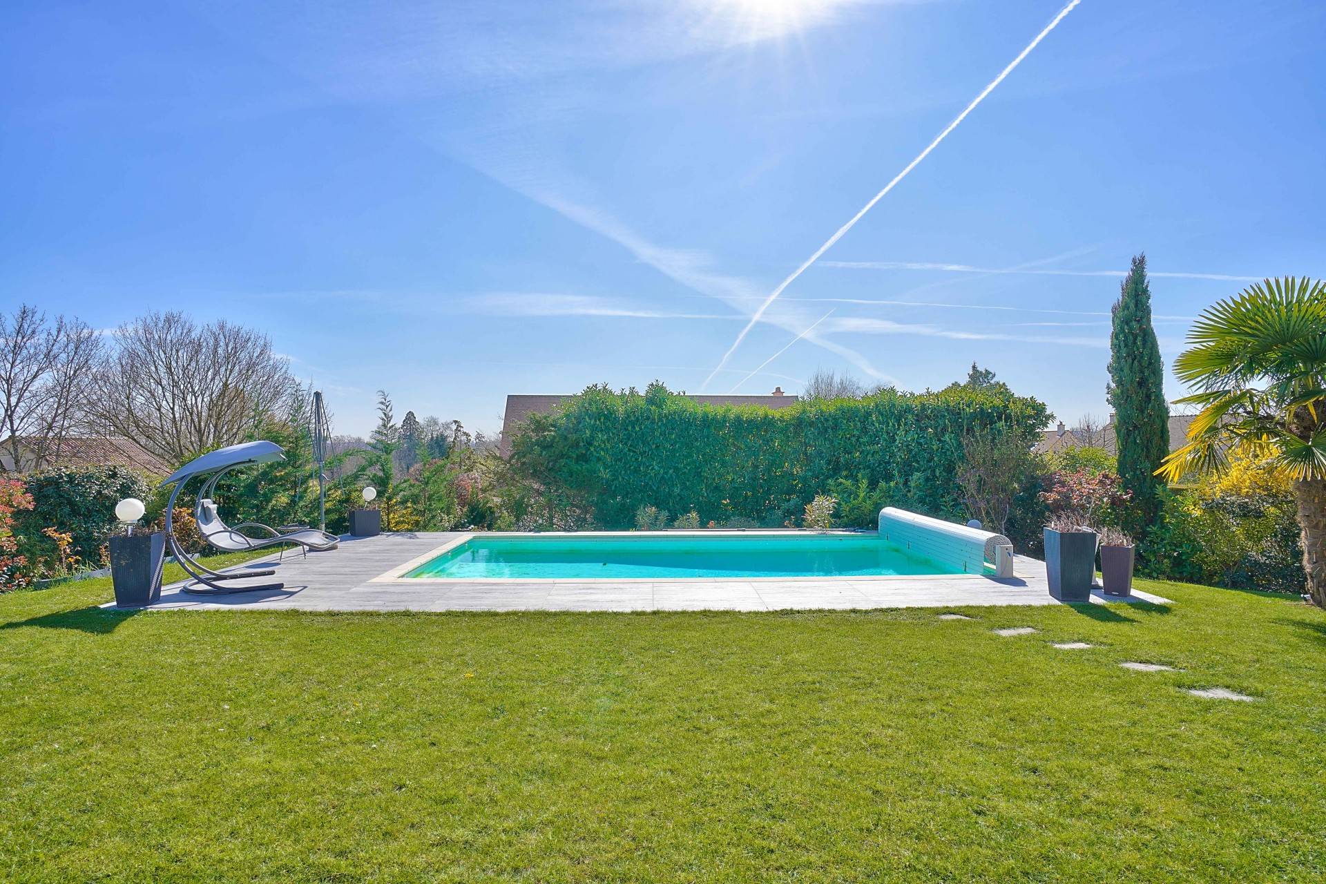 A vendre maison avec piscine à Saint Prix 95390